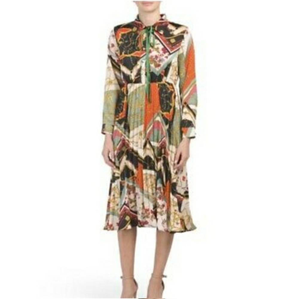 Dalia Macphee Tie Neck Printed Midi Dress. - Picture 16 of 16